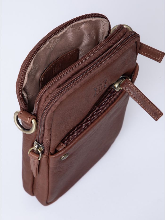 Harstone Leather Travel Bag in Tan