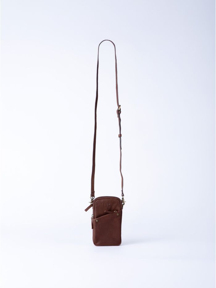 Harstone Leather Travel Bag in Tan