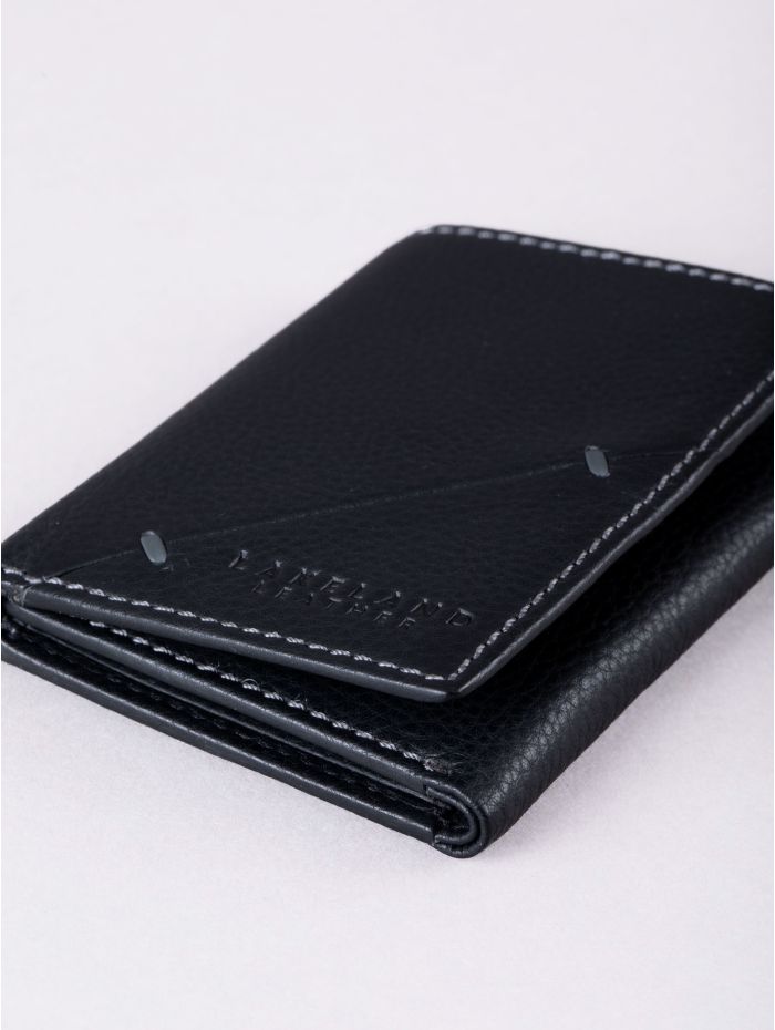Allerdale Leather Tri-Fold Wallet in Black