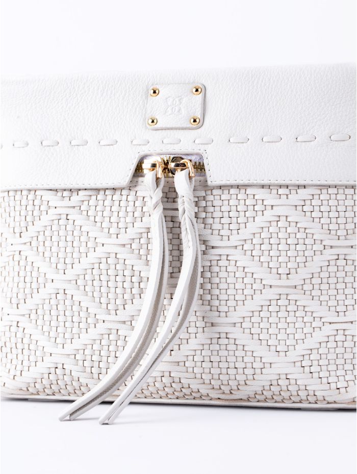 Wasdale Leather Cross Body Bag in Off White