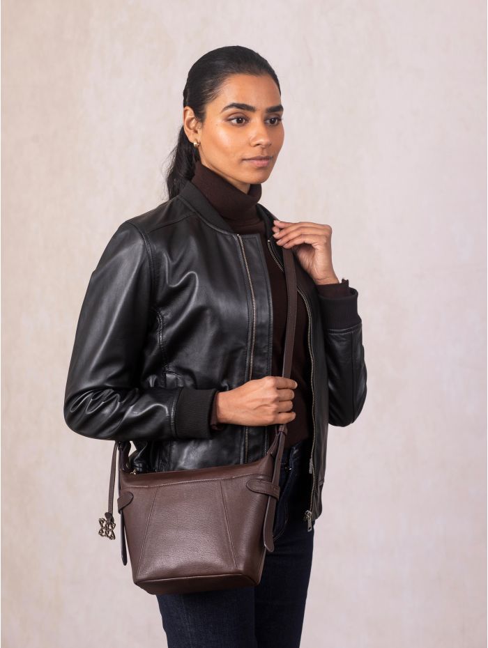 Newby Leather Cross Body Bag in Chocolate