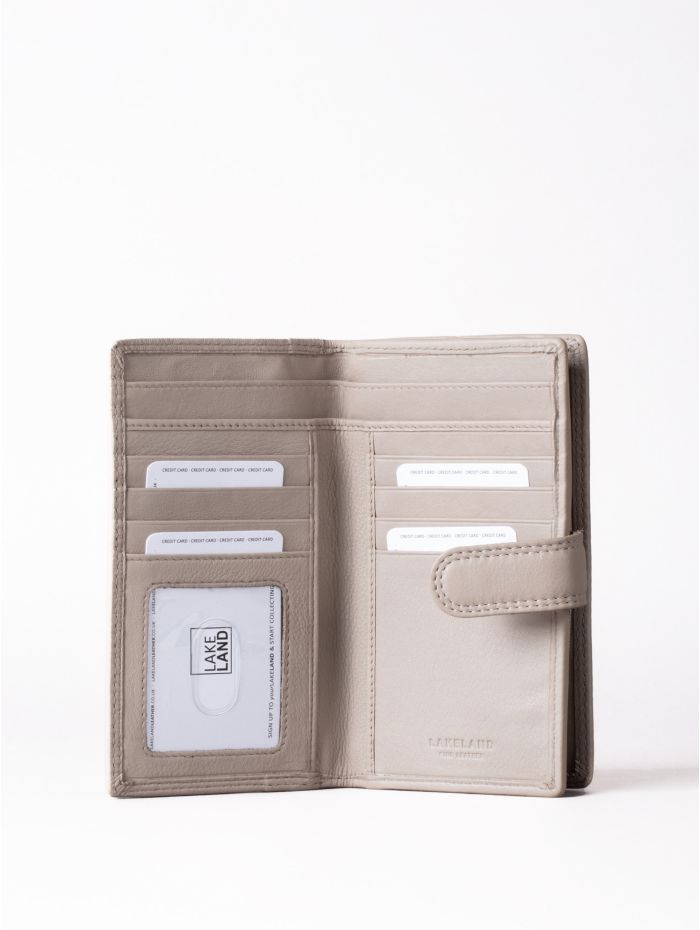 Medium Leather Tab Purse in Grey