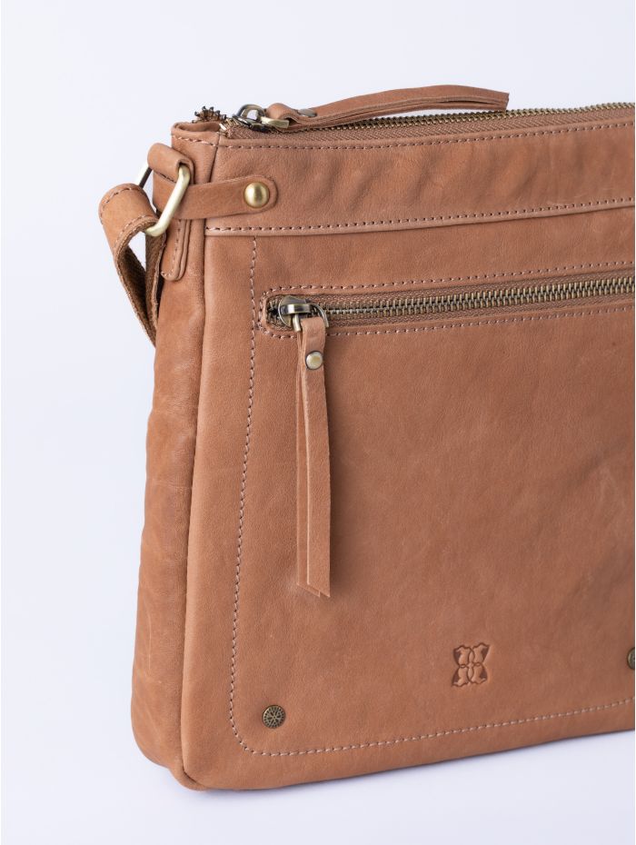 Harstone Large Leather Cross Body Bag in Taupe