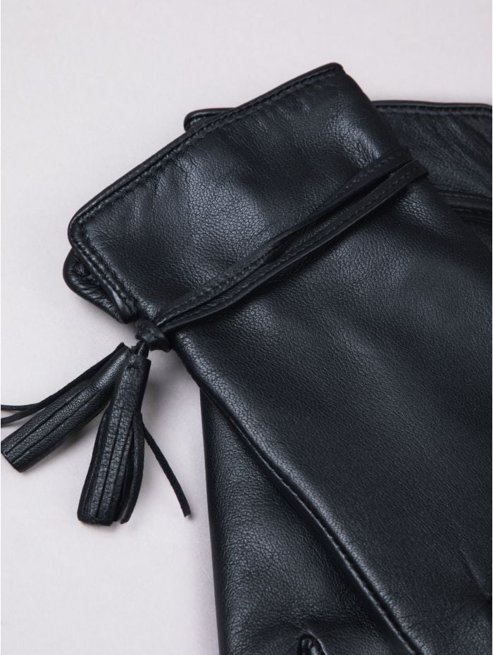 Tarraby Tassel Leather Gloves in Black