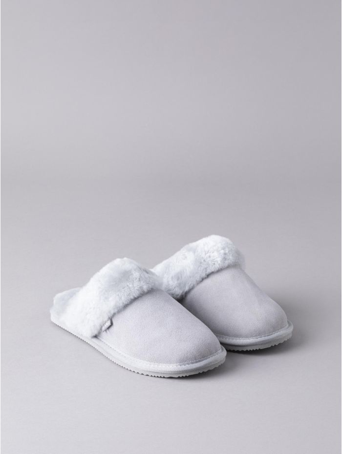 Lakeland Leather Ladies' Sheepskin Slider Slippers in Light Grey