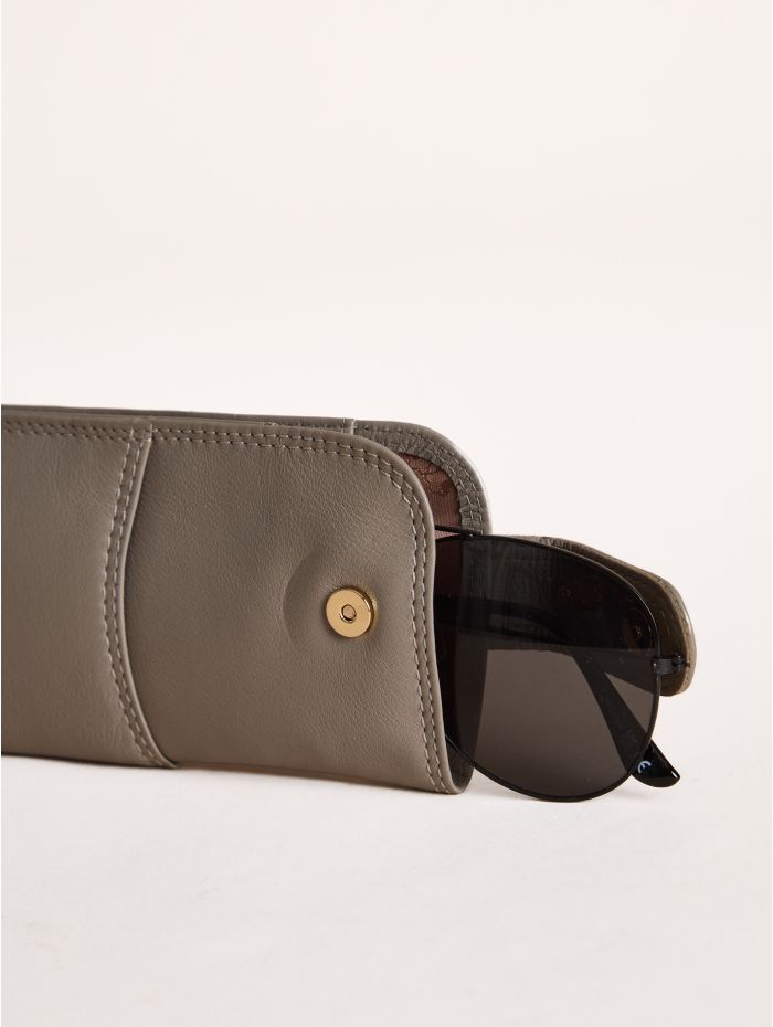 Leather Tab Glasses Case in Grey
