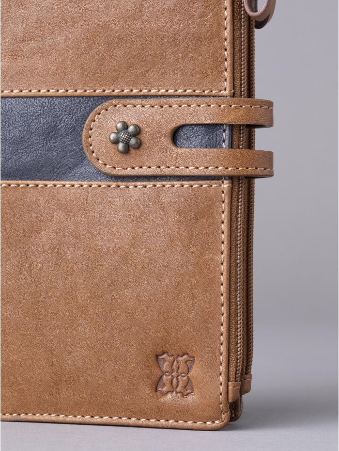Hartsop Leather Double Zip Purse in Tan & Navy