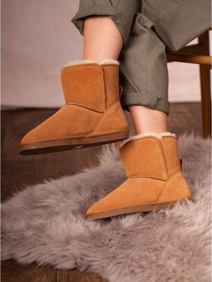 Ladies' Sheepskin Boot Slippers in Tan