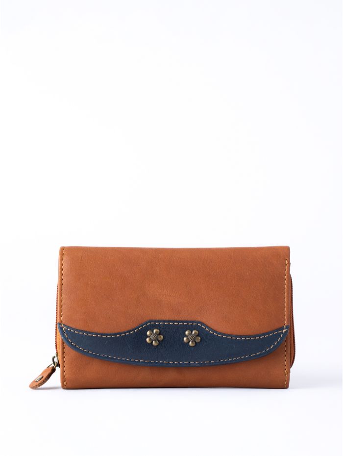 Hartsop Flapover Leather Purse in Cognac and Navy