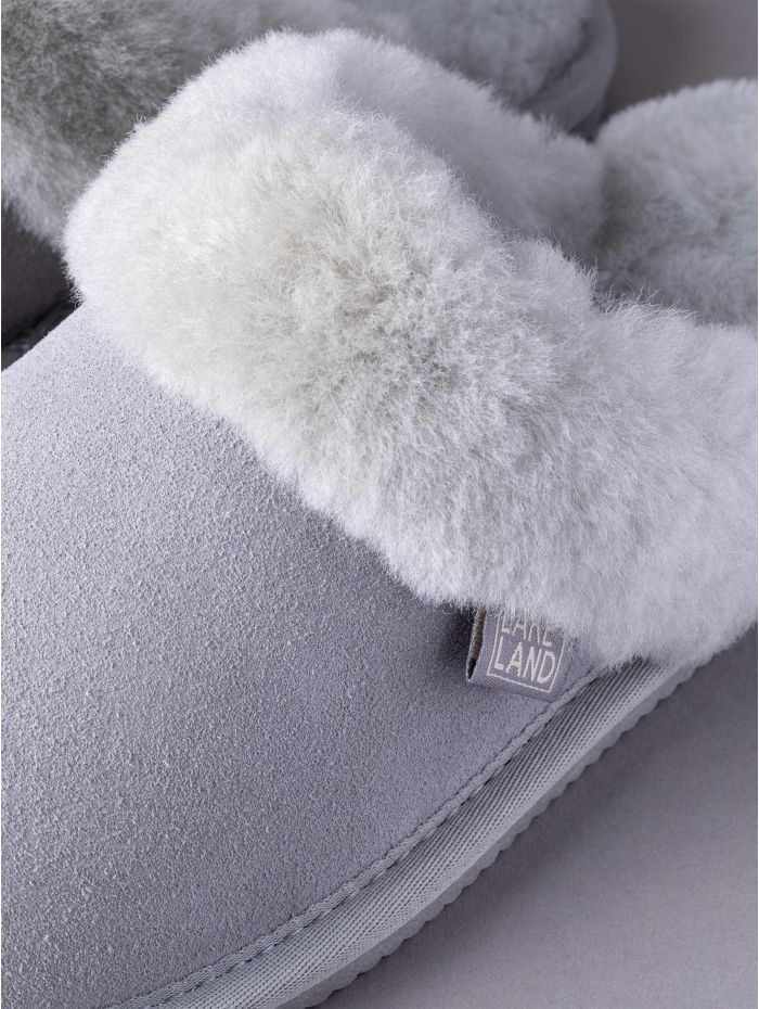 Ladies' Sheepskin Slider Slippers in Light Grey