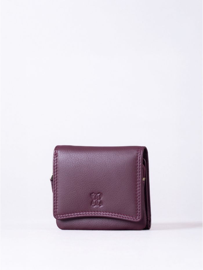 Small Leather Flapover Purse in Burgundy