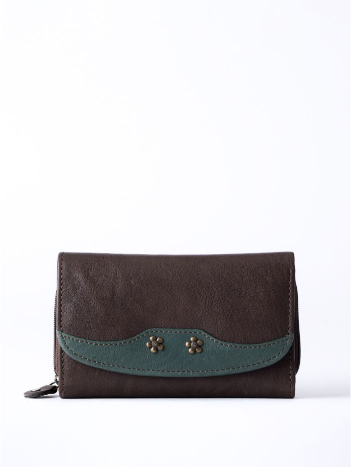 Hartsop Flapover Leather Purse in Brown and Green