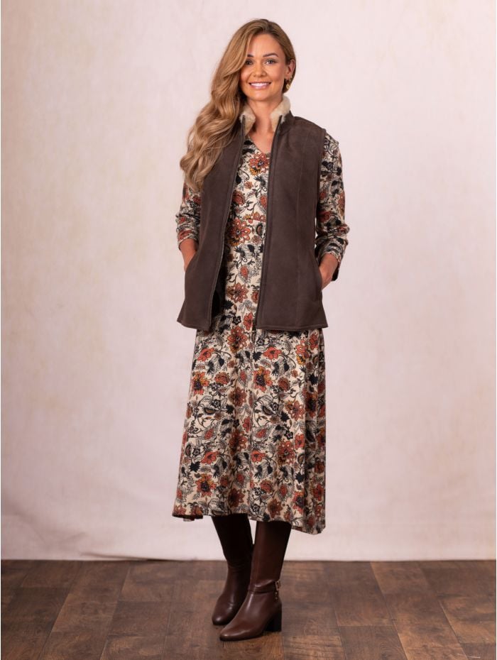 Grange Classic Sheepskin Gilet in Vole Brown