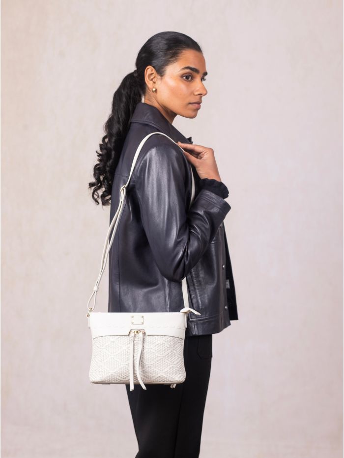Wasdale Leather Cross Body Bag in Off White
