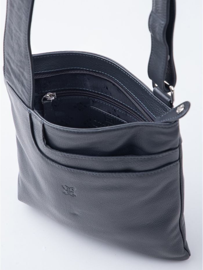 Allerdale Leather Cross Body Bag in Navy
