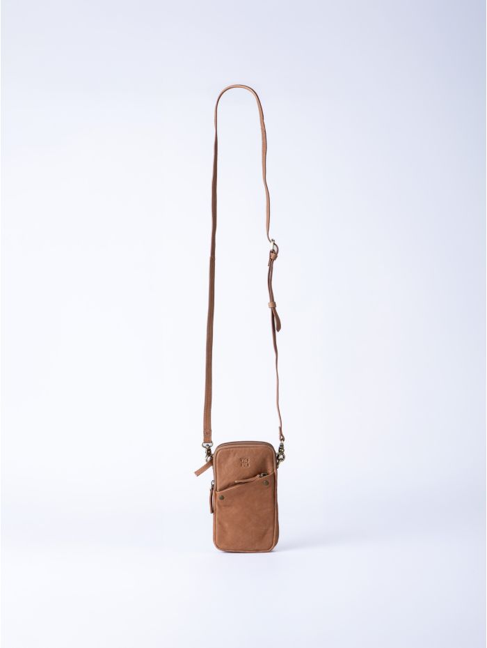 Harstone Leather Travel Bag in Taupe