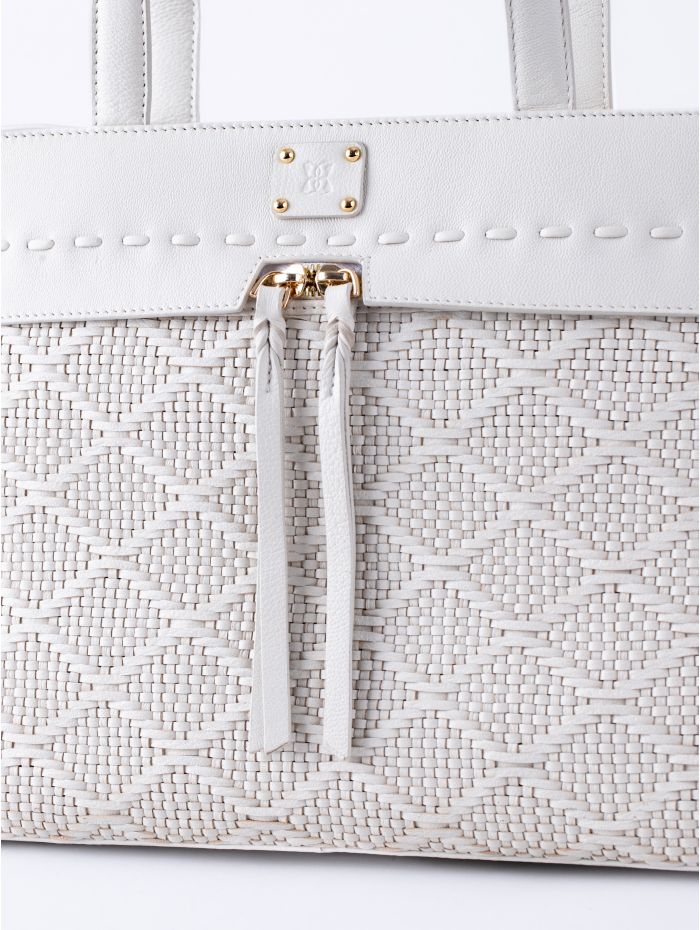 Wasdale Leather Tote Bag in Off White