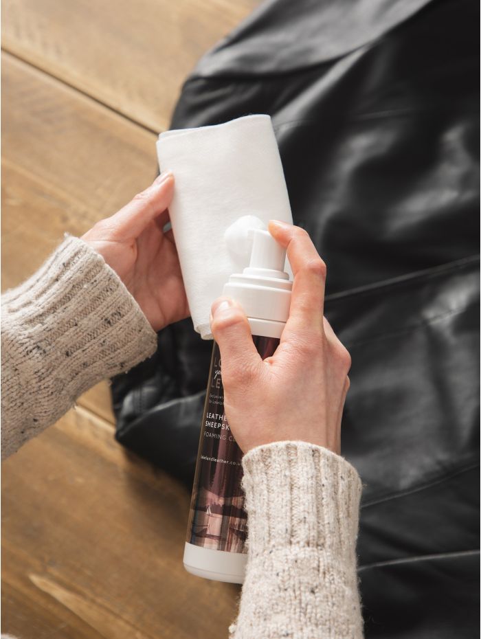 Leather & Sheepskin Foaming Cleaner