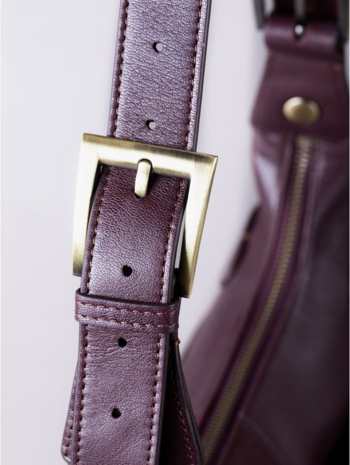 Newby Leather Hobo Shoulder Bag in Burgundy