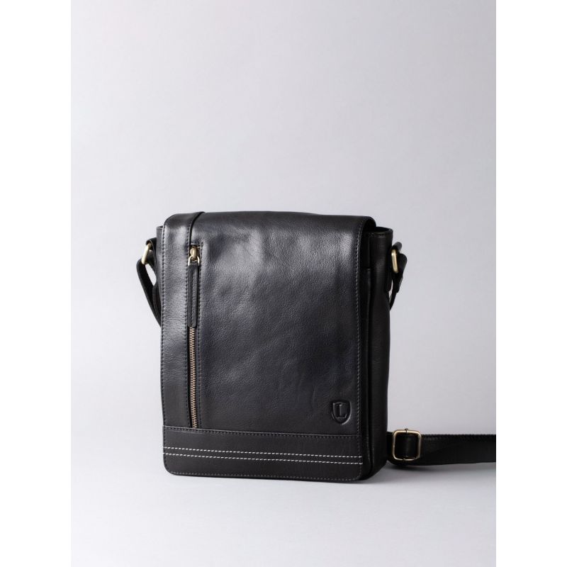 Keswick Medium Messenger Bag