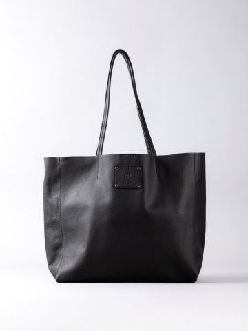 Lakeland Leather Tarn Leather Bucket Bag in Black