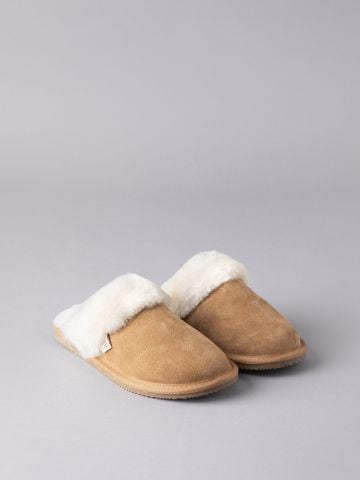 Lakeland Leather Ladies' Sheepskin Slider Slippers in Tan