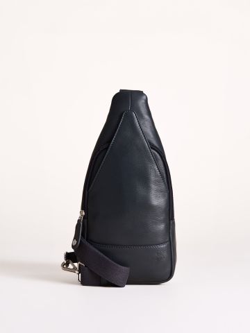 cat caterpillar backpack leather vintage 83433-01 Millennial Bryan Black Launch Date: [2024-8-15] Alpha Phi Alpha Garment Size:Dimensions: 12.2' (H) x 8.6' (W) x 4.3' (D) 31 cm Carry handle on top