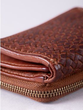 Wreay Small Leather Purse in Cognac