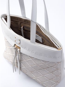 Wasdale Leather Tote Bag in Off White
