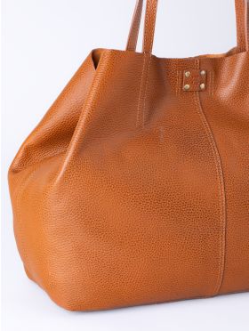 Tarraby Leather Tote Bag in Tan
