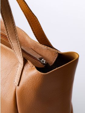 Tarn Hows Leather and Suede Tote Bag in Tan