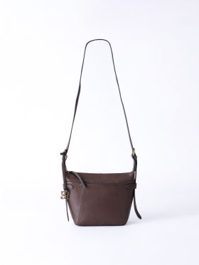 Newby Leather Cross Body Bag in Chocolate
