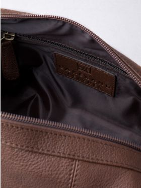 Discoverer Leather Washbag in Brown