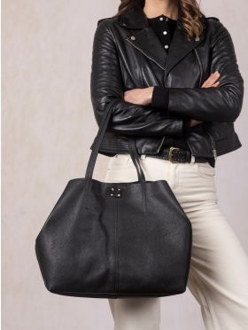 Tarraby Leather Tote Bag in Black
